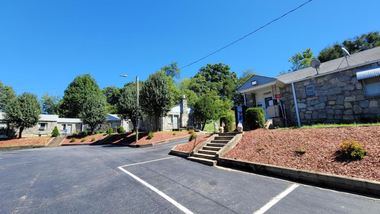 Rock Haven Motel Asheville Exterior photo